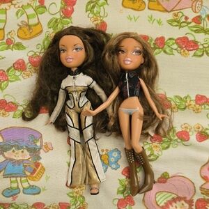 Vintage Bratz Doll Bundle